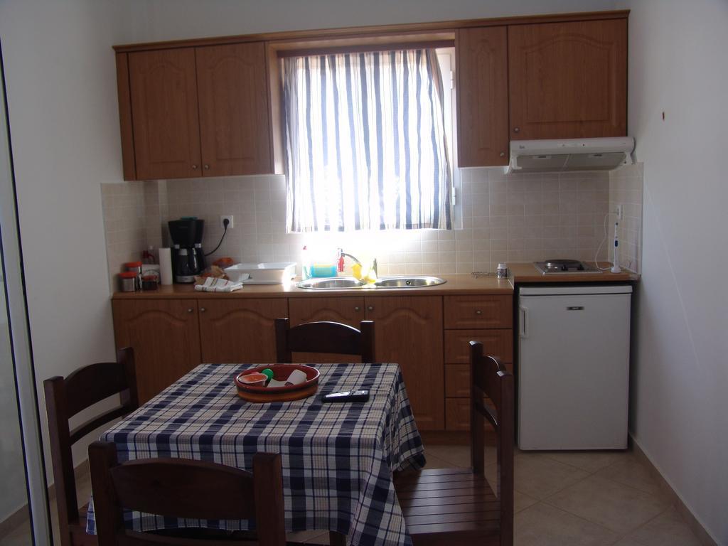 Joanna Apartments Mikrí Vígla Szoba fotó